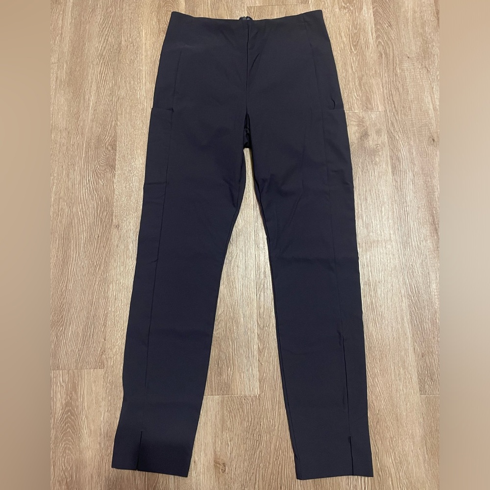 Athleta Wander Slim Seamless Straight Leg Pant
